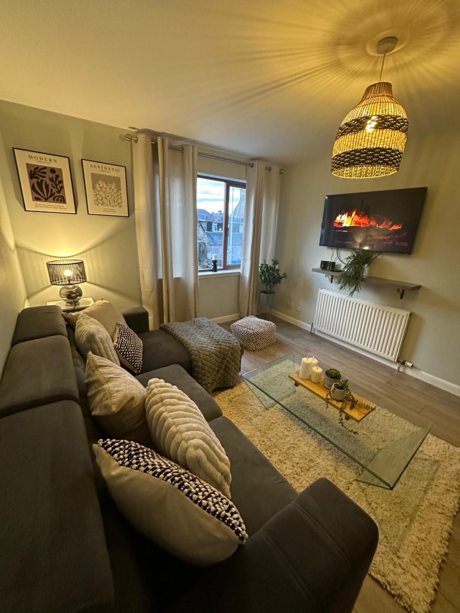 Lovely Modern 2 Bedrom Unit Close To City Center Dalneigh Eksteriør bilde